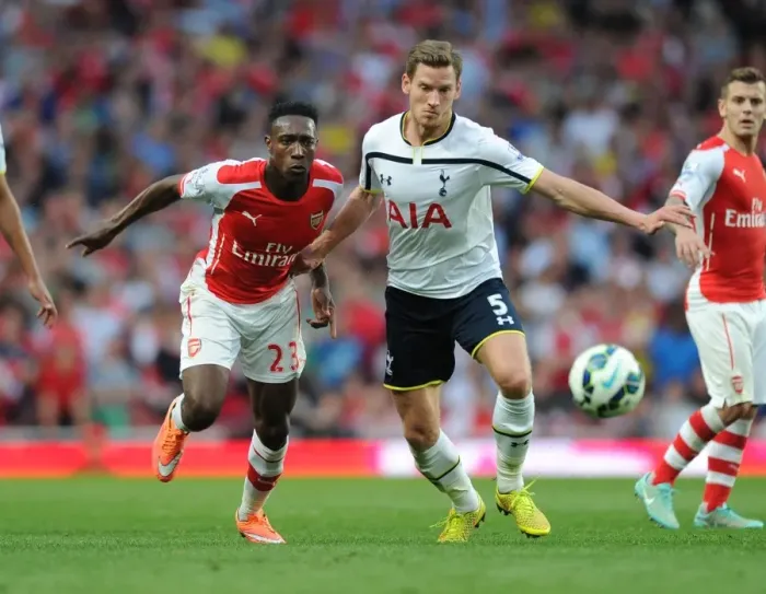 Framed Print : Clash of Titans: Welbeck vs Vertonghen - Arsenal vs Tottenham Rivalry