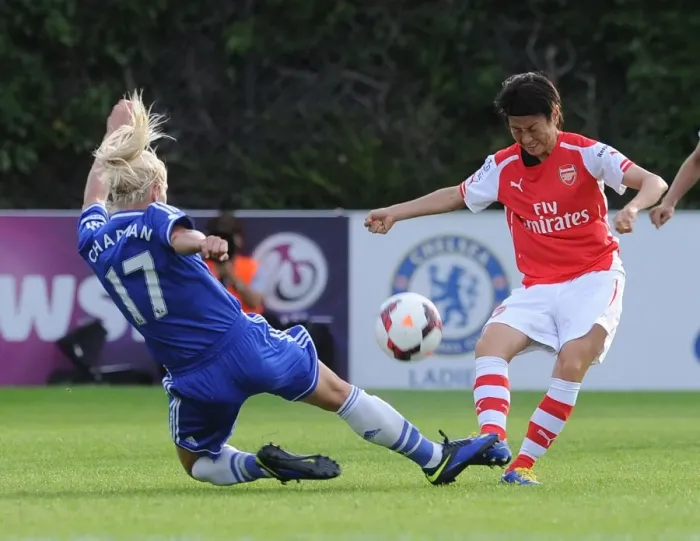 Framed Print : Clash of Titans: Yakuri Kinga vs. Katie Chapman - Chelsea Ladies vs. Arsenal Ladies WSL Showdown Framed Print : Clash of Titans: Yakuri Kinga vs. Katie Chapman - Chelsea Ladies vs. Arsenal Ladies WSL Showdown