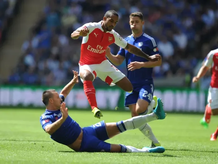 Framed Print : Clash at Wembley: Walcott vs Terry - Arsenal vs Chelsea FA Community Shield Showdown, 2015