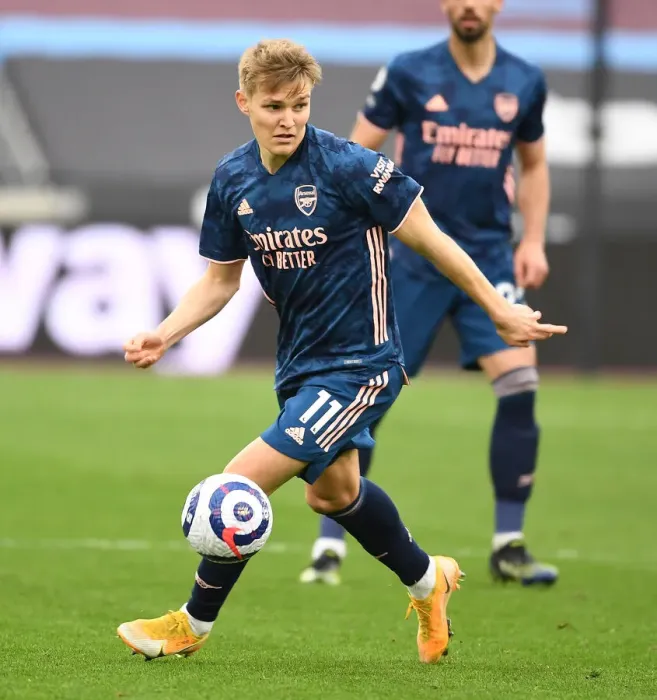Framed Print : Behind Closed Doors: Martin Odegaard at West Ham United vs. Arsenal, Premier League 2021