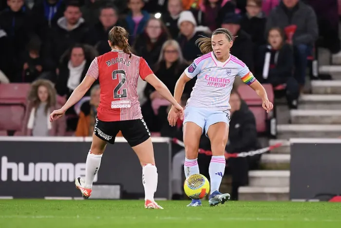 Framed Print : Conti Cup Clash: Arsenal Women vs Southampton Women at St. Mary's Stadium - Katie McCabe Fends Off Pressure