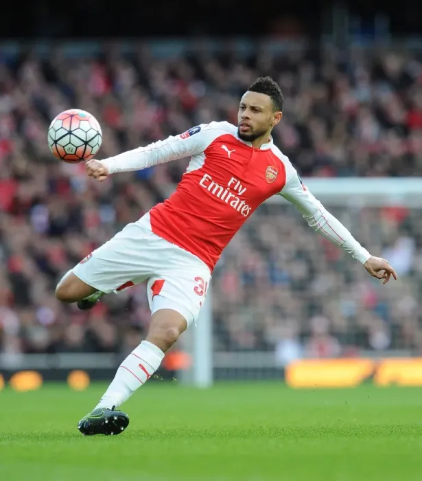 Framed Print : Coquelin in Action: Arsenal's FA Cup Battle against Burnley (2016) Framed Print : Coquelin in Action: Arsenal's FA Cup Battle against Burnley (2016)