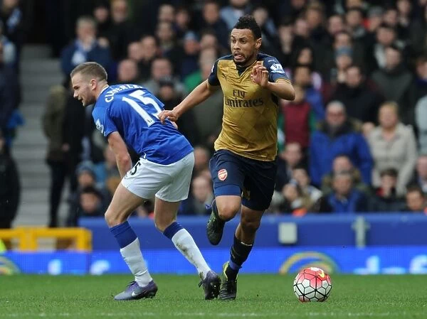 Coquelin's Triumph: Surging Past Cleverley in the Heat of Everton vs Arsenal Rivalry, Premier League 2015-16