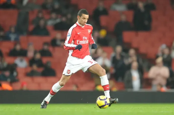 Framed Print : Craig Eastmond (Arsenal). Arsenal 4: 2 Bolton Wanderers, Barclays Premier League