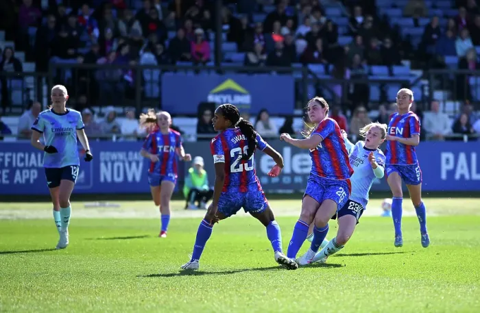 Framed Print : Crystal Palace v Arsenal FC - Barclays Women's Super League Crystal Palace v Arsenal FC - Barclays Women's Super League