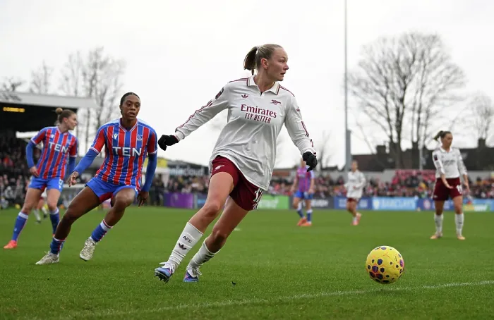 Framed Print : Crystal Palace v Arsenal - Subway Women's League Cup Quarter Final Crystal Palace v Arsenal - Subway Women's League Cup Quarter Final