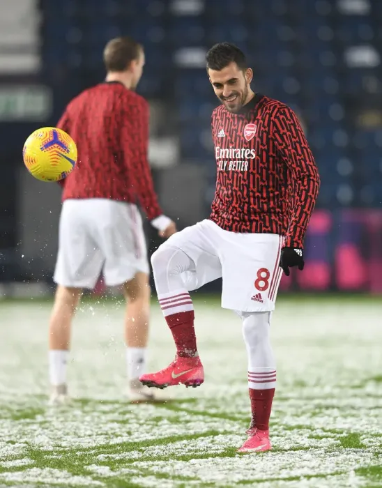 Framed Print : Dani Ceballos Gears Up: Arsenal vs. West Bromwich Albion, Premier League 2020-21 Framed Print : Dani Ceballos Gears Up: Arsenal vs. West Bromwich Albion, Premier League 2020-21