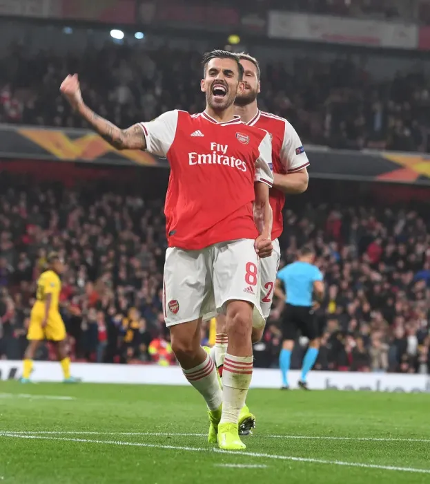 Framed Print : Dani Ceballos Scores Arsenal's Fourth Goal: Europa League Victory over Standard Liege