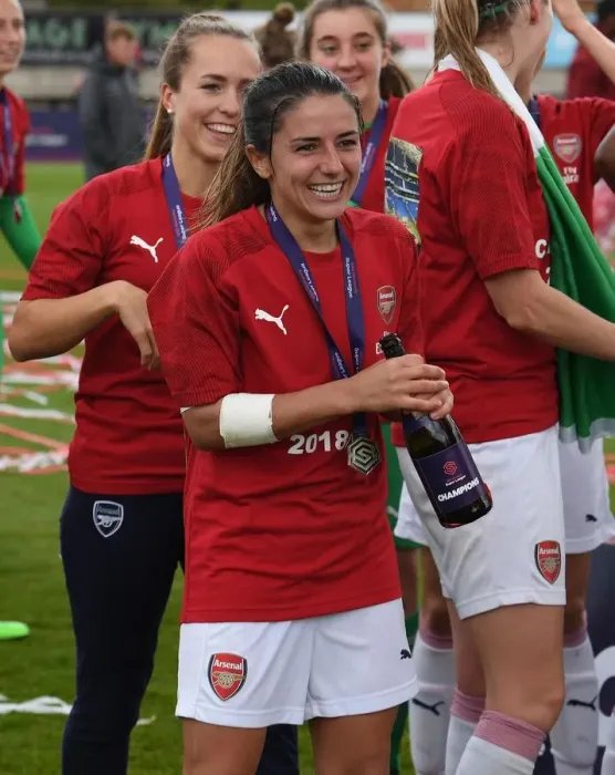 Framed Print : Danielle van de Donk - Arsenal Women's Determination Amidst WSL Battle: Arsenal vs Manchester City