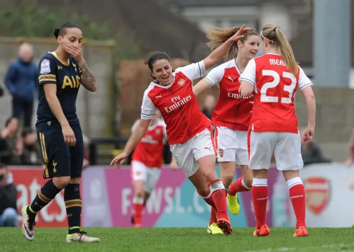 Framed Print : Danielle van de Donk Scores the Winning Goal for Arsenal against Tottenham Hotspur in FA Cup 2017