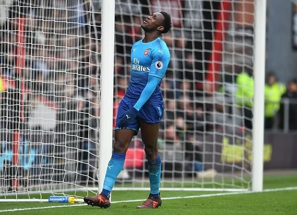 Danny Welbeck in Action: AFC Bournemouth vs. Arsenal, Premier League 2017-18