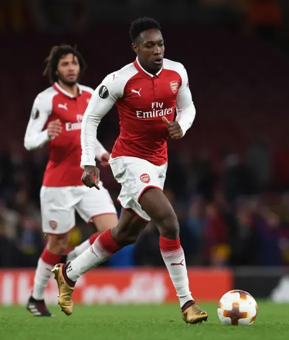 Framed Print : Danny Welbeck in Action: Arsenal vs BATE Borisov, UEFA Europa League 2017-18