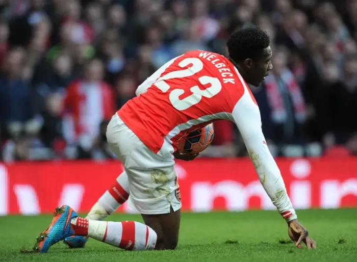 Framed Print : Danny Welbeck in Action: Arsenal vs Middlesbrough, FA Cup Fifth Round