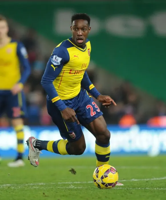 Framed Print : Danny Welbeck in Action: Arsenal vs Stoke City, Premier League 2014-15