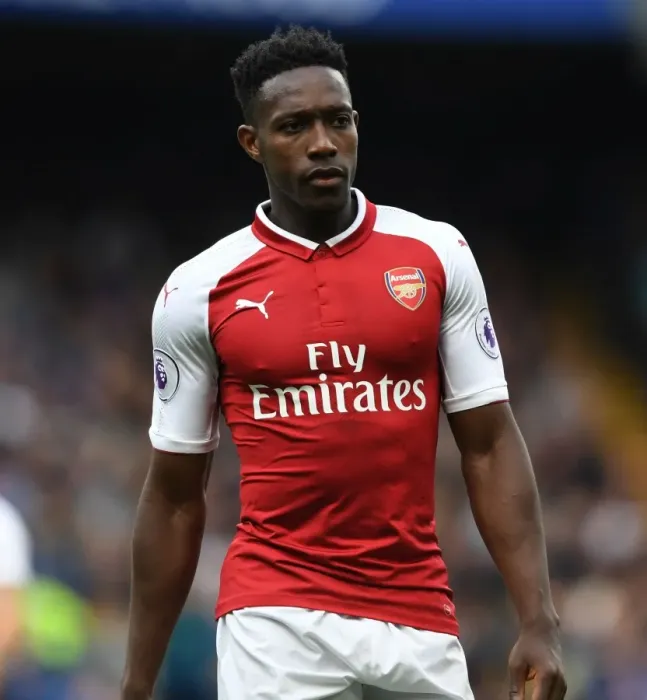 Framed Print : Danny Welbeck in Action: Premier League Clash between Chelsea and Arsenal (2017-18)