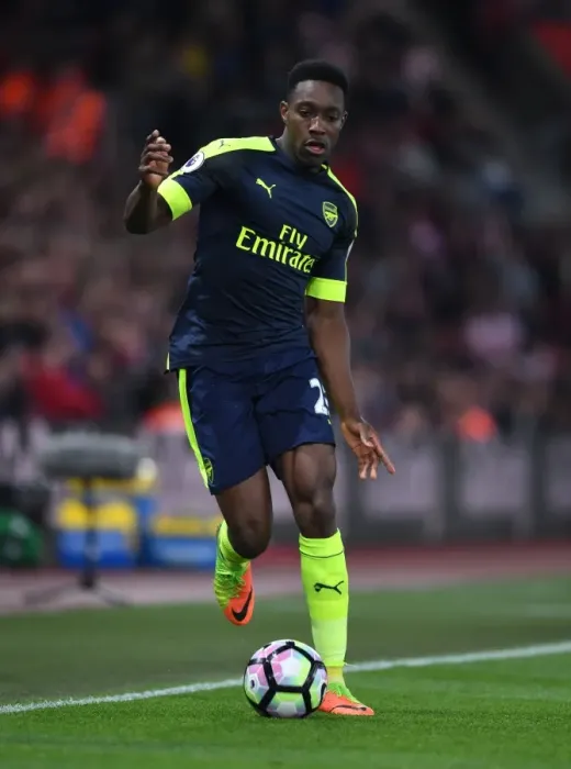 Framed Print : Danny Welbeck in Action: Southampton vs Arsenal, Premier League 2016-17
