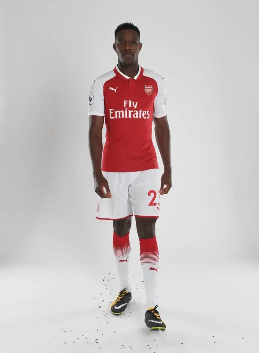 Framed Print : Danny Welbeck at Arsenal 2017-18 Team Photocall