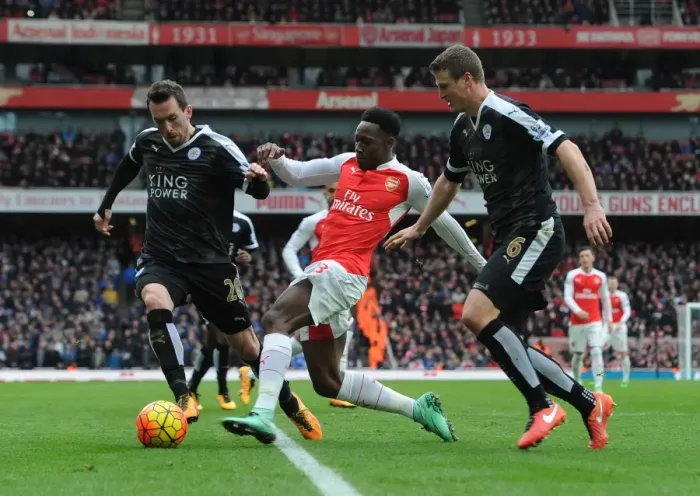 Framed Print : Danny Welbeck (Arsenal) Christian Fuchs and Robert Huth (Leicester) Framed Print : Danny Welbeck (Arsenal) Christian Fuchs and Robert Huth (Leicester)