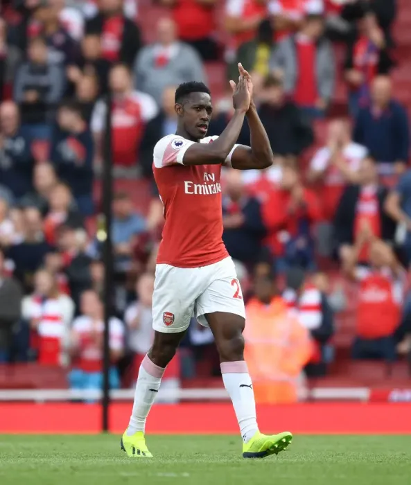 Framed Print : Danny Welbeck Celebrates with Arsenal Fans after Arsenal v West Ham United Victory