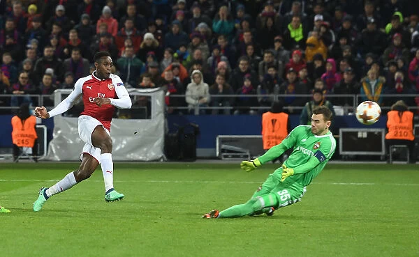 Danny Welbeck Scores the Decisive Goal: Arsenal's Europa League Victory over CSKA Moscow (Igor Akinfeev Defeated)