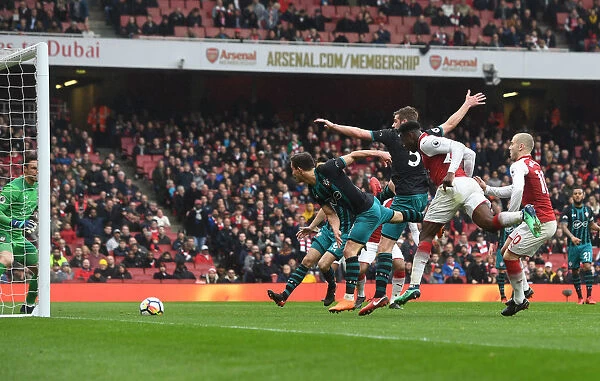 Danny Welbeck Scores the Third Goal: Arsenal vs. Southampton, Premier League 2017-18