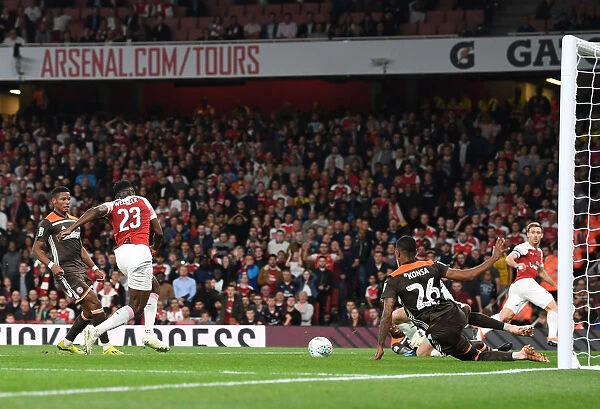 Danny Welbeck Scores Second Goal: Arsenal vs. Brentford, Carabao Cup 2018-19