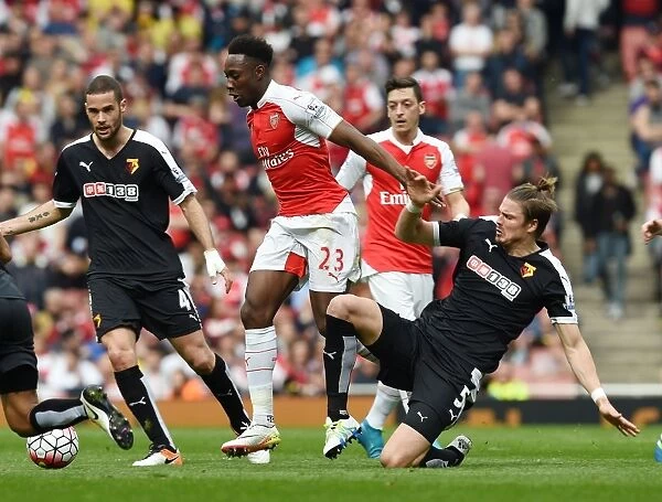 Danny Welbeck Scores Thrilling Goal Past Sebastian Prodl in Arsenal's Victory over Watford (April 2016)