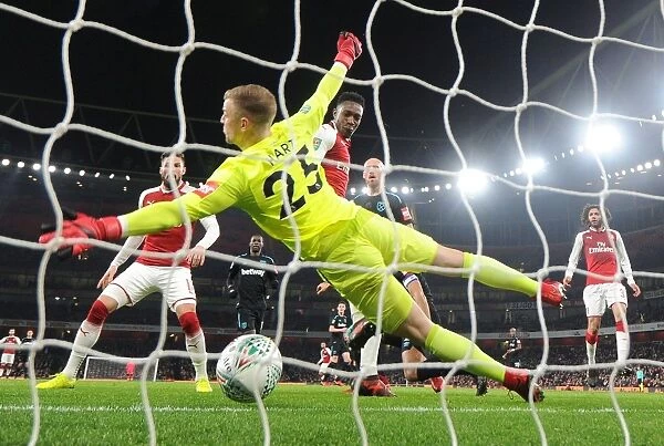 Danny Welbeck Scores the Winner: Arsenal Triumphs Over West Ham in Carabao Cup Quarterfinal