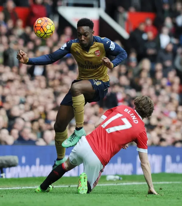 Framed Print : Danny Welbeck Surges Past Daley Blind: A Pivotal Moment in the Manchester United vs. Arsenal Clash, Premier League 2015 / 16
