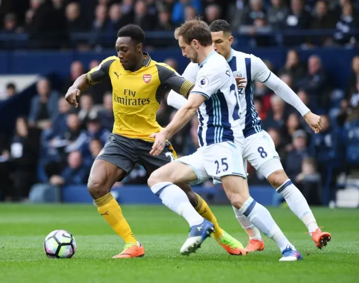 Framed Print : Danny Welbeck vs. Craig Dawson: Clash at The Hawthorns - Arsenal vs. West Bromwich Albion, Premier League 2016-17