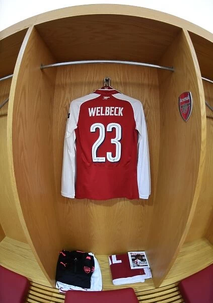 Danny Welbeck's Abandoned Shirt in Arsenal Changing Room Before Arsenal vs BATE Borisov, UEFA Europa League (2017)
