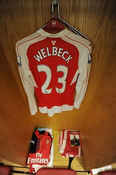 Danny Welbeck's Absent Presence: An Empty Arsenal Jersey in the Changing Room (2015-16)
