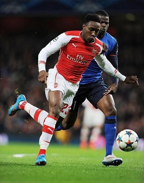 Danny Welbeck's Brilliant Outmaneuver of Wallace: Arsenal's Thrilling Champions League Victory over Monaco (February 2015)
