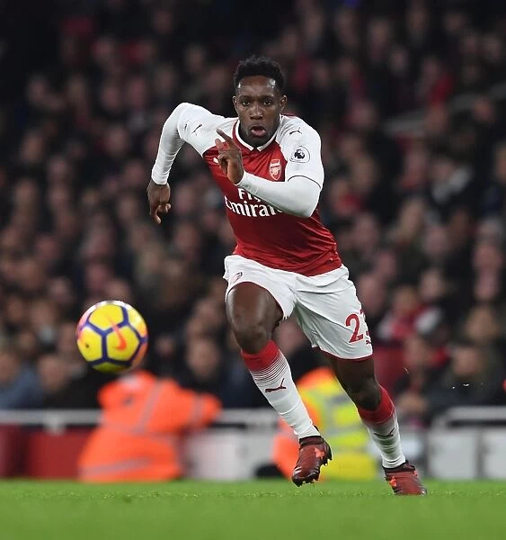 Danny Welbeck's Thrilling Performance: Arsenal vs Liverpool 3-3 Premier League Stalemate at Emirates Stadium (December 2017)