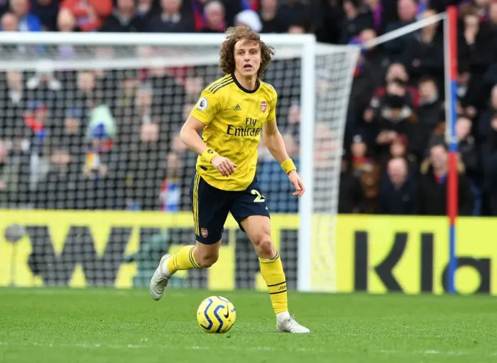 Framed Print : David Luiz Focuses in Arsenal's Battle at Selhurst Park (Crystal Palace vs Arsenal, Premier League 2019-20)