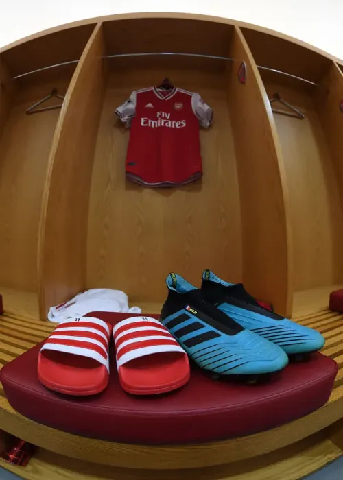 Framed Print : David Luiz Prepares for Arsenal vs. Burnley Showdown at Emirates Stadium Framed Print : David Luiz Prepares for Arsenal vs. Burnley Showdown at Emirates Stadium