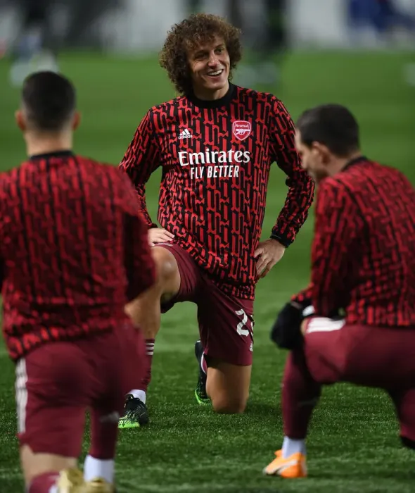 Framed Print : David Luiz Prepares for Europa League Battle against Molde