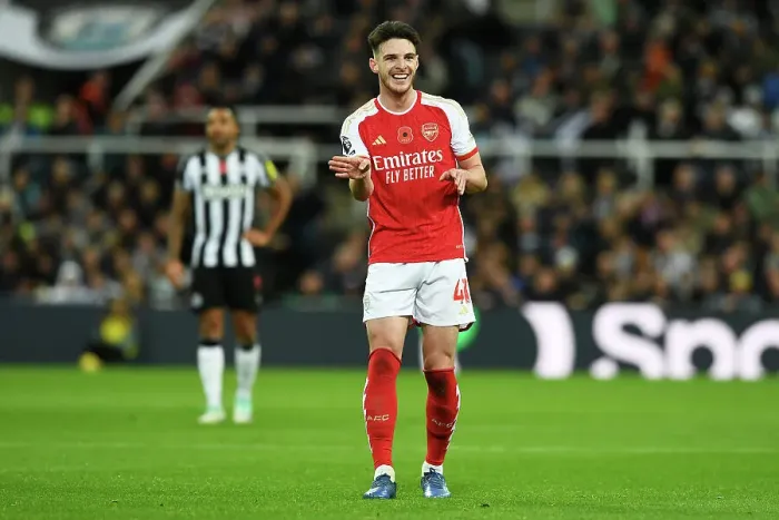 Framed Print : Declan Rice's Emotional Reaction: Arsenal's Narrow Victory over Newcastle United (2023-24 Premier League)