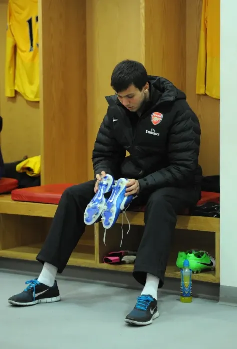 Framed Print : Dejan Iliev's Shutout: Arsenal U19 Advances to NextGen Series Semifinals (1:0 vs CSKA Moscow U19)