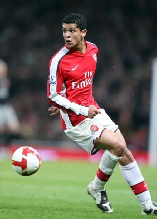Framed Print : Denilson in Action: Arsenal vs. Tottenham Hotspur's Thrilling 4-4 Barclays Premier League Clash at Emirates Stadium, October 29, 2008