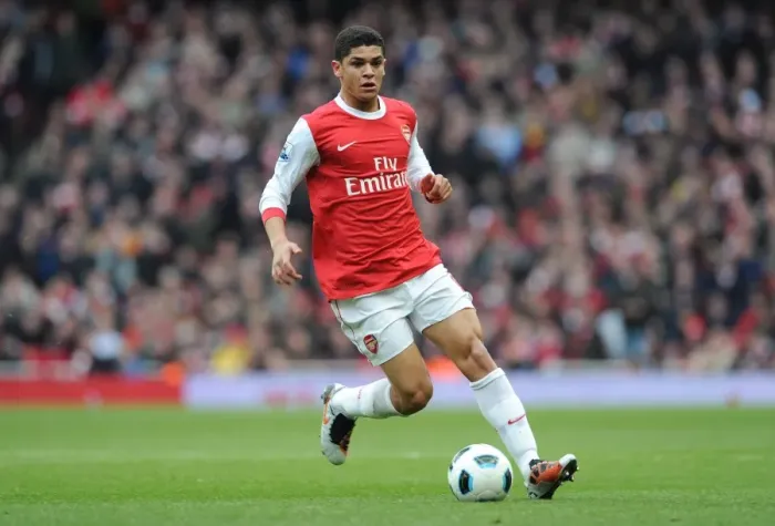 Framed Print : Denilson (Arsenal). Arsenal 0: 0 Sunderland. Barclays Premier League. Emirates Stadium