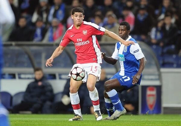Denilson (Arsenal) Silvestre Varela (Porto). FC Porto 2:1 Arsenal, UEFA Champions League