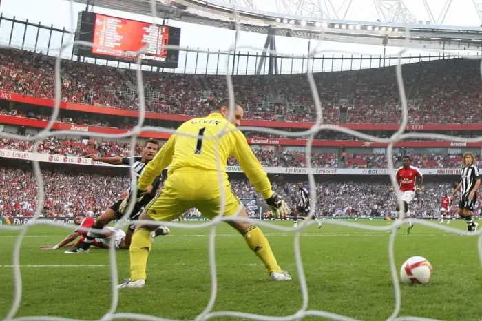 Framed Print : Denilson Scores the Third: Arsenal's Dominance over Newcastle (30 / 8 / 2008)