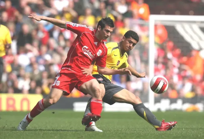 Framed Print : Denilson vs. Gonzalez: Liverpool's 4-1 Victory Over Arsenal in the Barclays Premiership, Anfield, 2007 Framed Print : Denilson vs. Gonzalez: Liverpool's 4-1 Victory Over Arsenal in the Barclays Premiership, Anfield, 2007