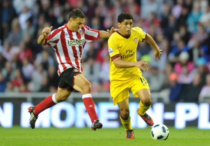 Framed Print : Denilson vs. Steed Malbranque: Stalemate at Sunderland's Stadium of Light, Barclays Premier League, September 18, 2010