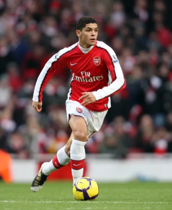 Framed Print : Denilson's Defeat: Arsenal 1-3 Manchester United, Barclays Premier League (2010) Framed Print : Denilson's Defeat: Arsenal 1-3 Manchester United, Barclays Premier League (2010)