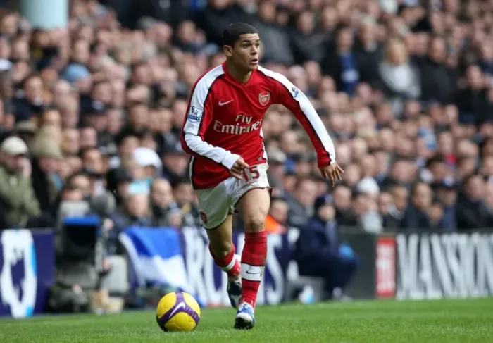 Framed Print : Denilson's Defensive Show: Arsenal Holds Tottenham Scoreless at White Hart Lane, Barclays Premier League, 8 / 2 / 09 Framed Print : Denilson's Defensive Show: Arsenal Holds Tottenham Scoreless at White Hart Lane, Barclays Premier League, 8 / 2 / 09