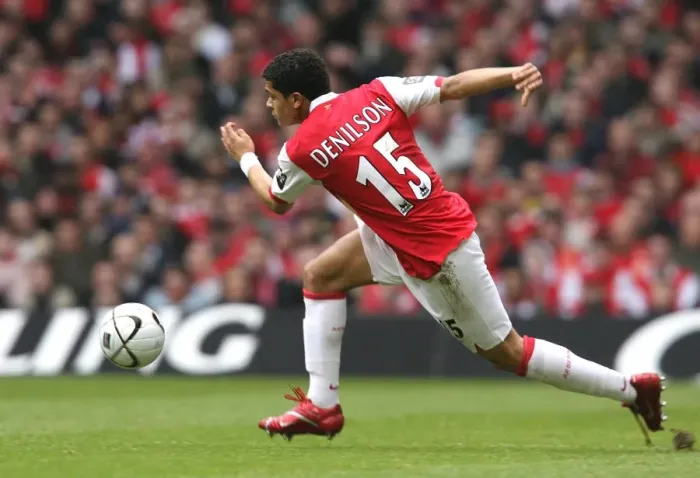 Framed Print : Denilson's Heartbreak: Arsenal's 1:2 Defeat to Chelsea in the Carling Cup Final, 2007
