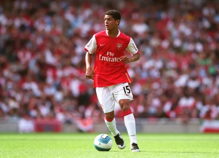 Framed Print : Denilson's Triumph: Arsenal's First Emirates Cup Victory over Paris Saint-Germain (28 / 7 / 07)