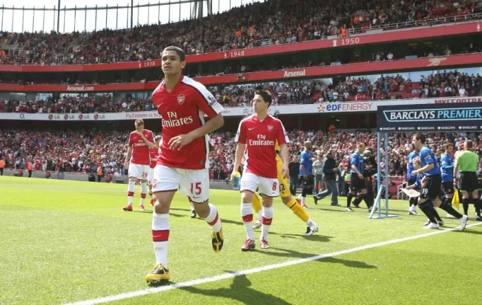 Framed Print : Denilson's Victory: Arsenal 2-0 Middlesbrough, Barclays Premier League, Emirates Stadium, 26 / 4 / 09 Framed Print : Denilson's Victory: Arsenal 2-0 Middlesbrough, Barclays Premier League, Emirates Stadium, 26 / 4 / 09